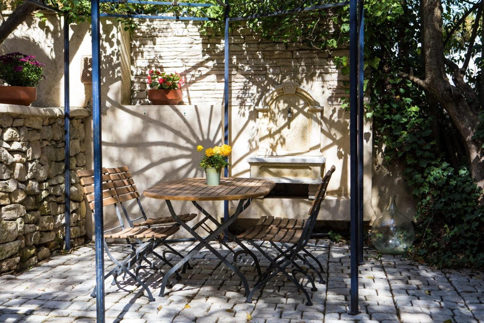 In Provence Hotel - Experience Atypique ヴネル エクステリア 写真
