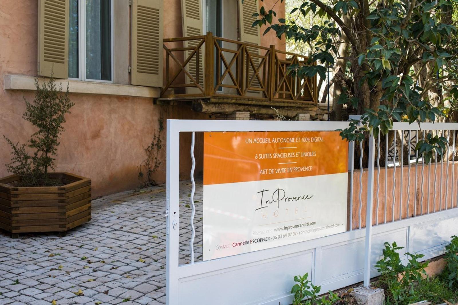 In Provence Hotel - Experience Atypique ヴネル エクステリア 写真